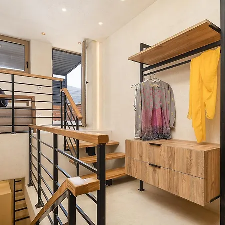 Pappous & Giagia Suites, By Idealstay Experience Apartment *