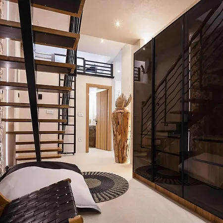 Pappous & Giagia Suites, By Idealstay Experience Apartment Malia (Crete)
