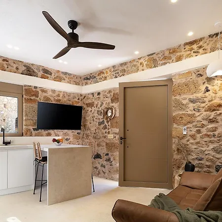 Apartment Pappous & Giagia Suites, By Idealstay Experience